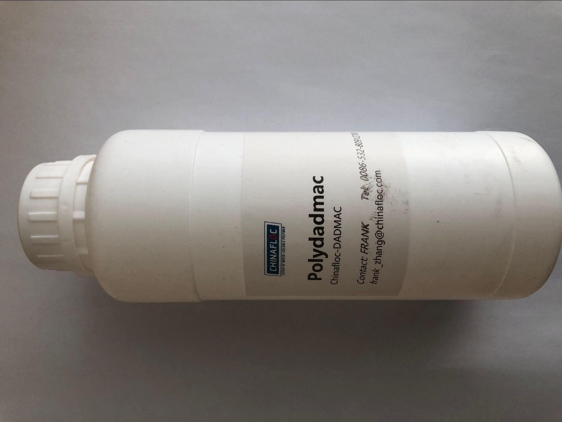 Emulsion cationic polyacrylamide(FLOPAM EM140,145,240,340)can be replaced  by Chinafloc EM C series , China Emulsion cationic polyacrylamide(FLOPAM  EM140,145,240,340)can be replaced by Chinafloc EM C series manufacturer and  supplier - CHINAFLOC